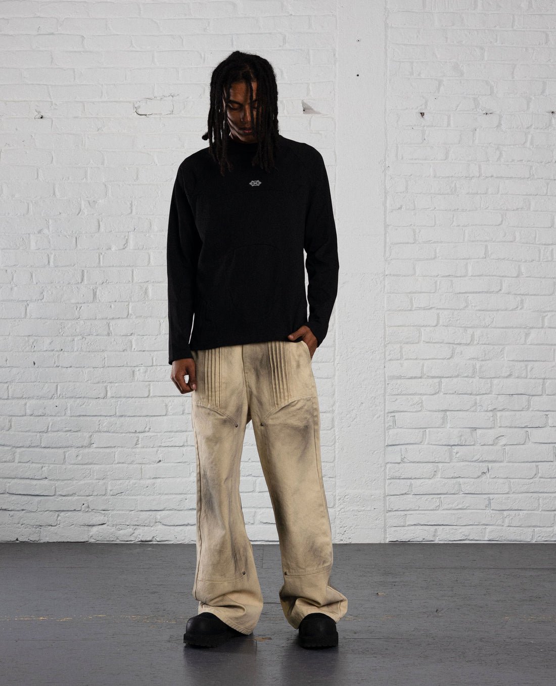 Davril Supply Black Tremor Longsleeve (2) Davril Supply Black Tremor Longsleeve (2)