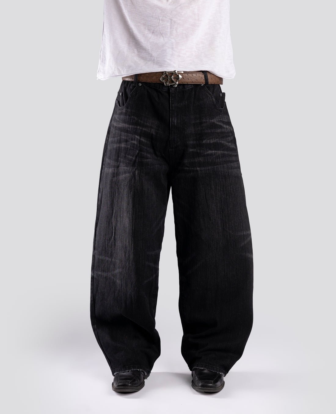 Davril Supply Loose Fit Everyday Denim (2) Davril Supply Loose Fit Everyday Denim (2)