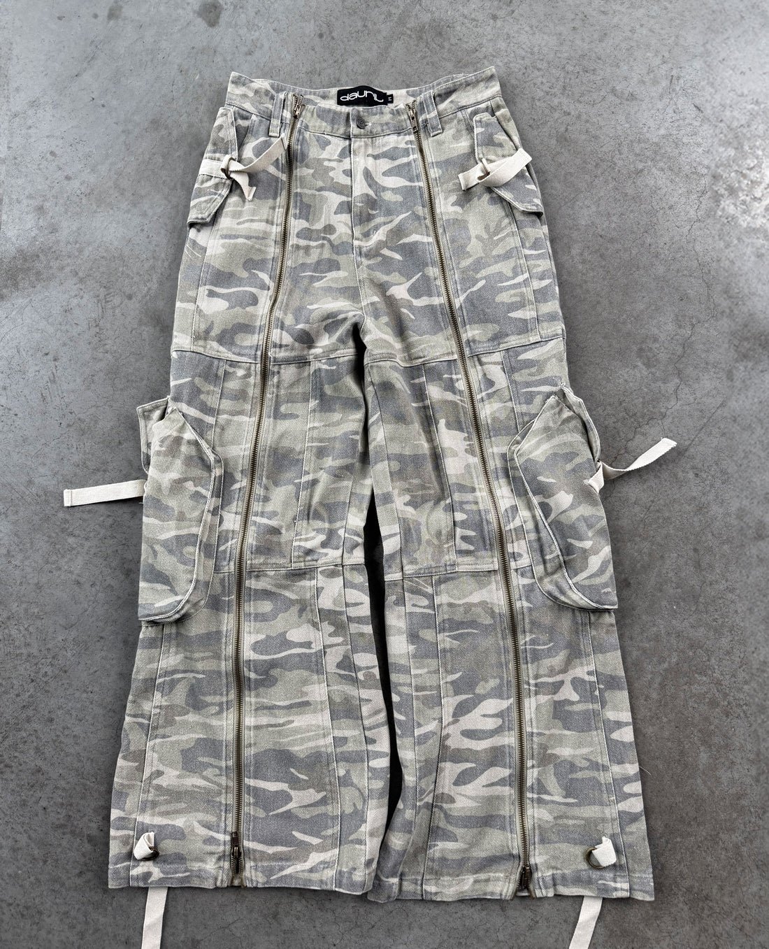 Davril Supply Pare Cargo Pants (4) Davril Supply Pare Cargo Pants (4)